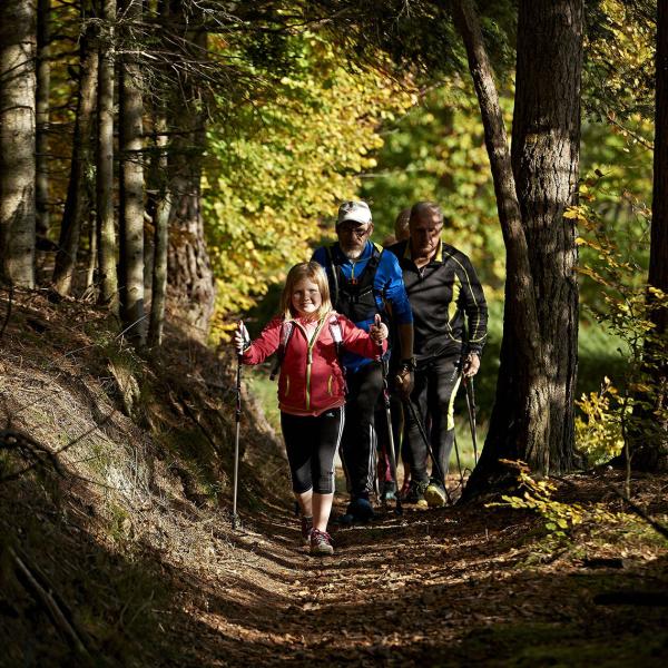 Colbéry Nordic Walking Tour: Tussen de Abri du Colbéry en de bosweg van St. Oury